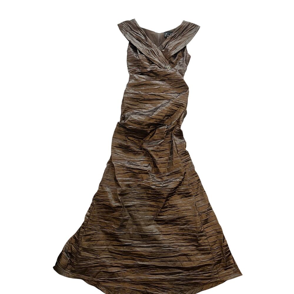 Alex Evenings dress Crinkle Stretch Taffeta Off-the-Shoulder Evening Gown